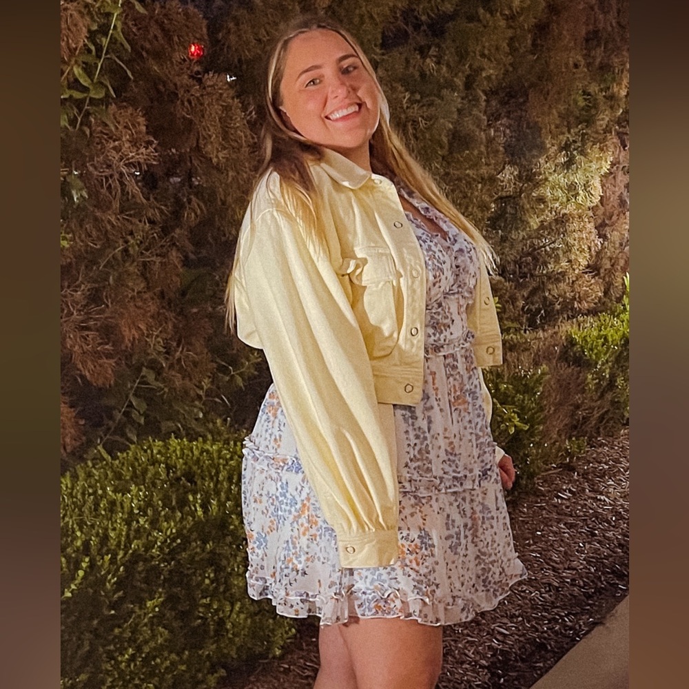 Amazon Ruffle Floral Dress - Picture 3 of 3